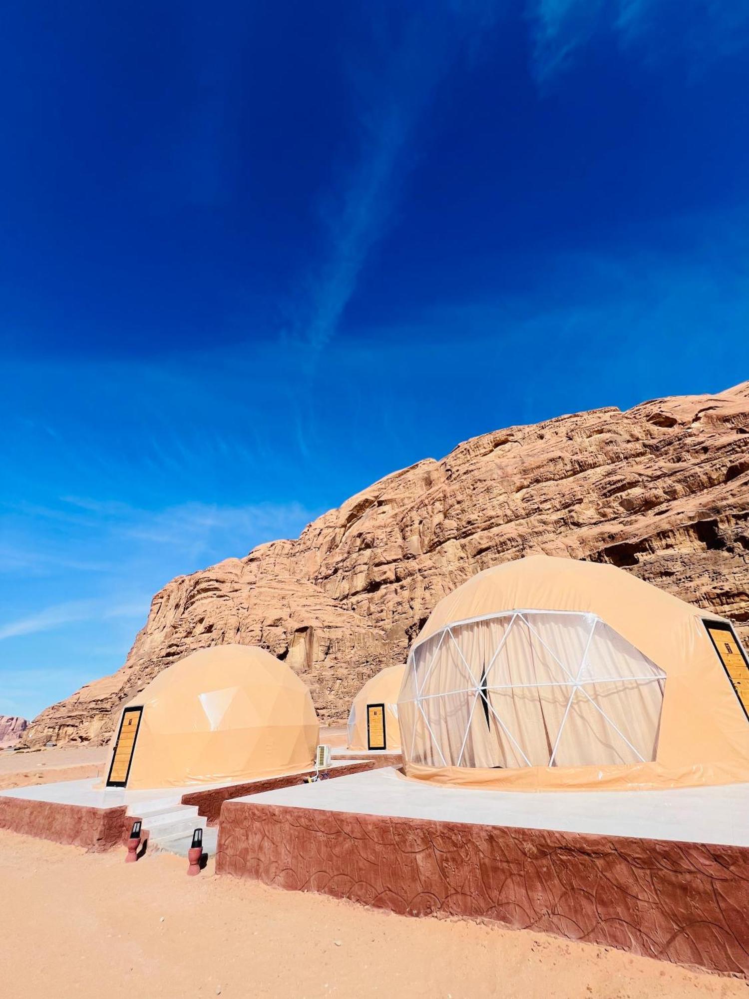 Star Of Wadi Rum Exteriör bild